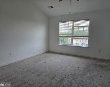 5808 Mercantile Drive W - Photo Thumbnail 18