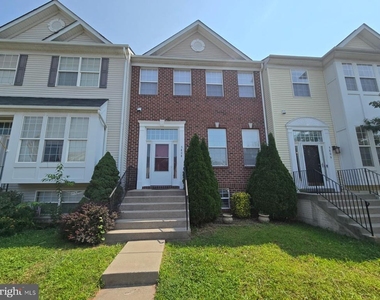 5808 Mercantile Drive W - Photo Thumbnail 2