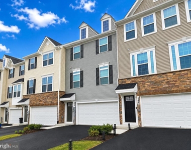 340 Paca Gardens Lane - Photo Thumbnail 1