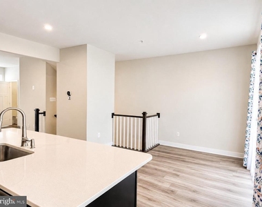 340 Paca Gardens Lane - Photo Thumbnail 21