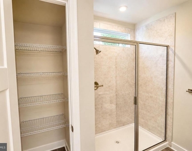 340 Paca Gardens Lane - Photo Thumbnail 43
