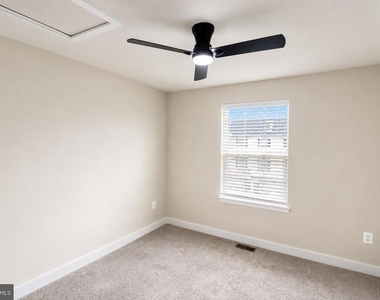340 Paca Gardens Lane - Photo Thumbnail 38