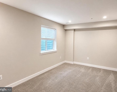 340 Paca Gardens Lane - Photo Thumbnail 12