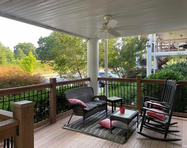 720 Bilyeu Street - Photo Thumbnail 2