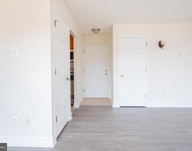 501 Prospect Boulevard - Photo Thumbnail 10
