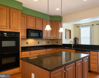 9674 Ethan Ridge Drive - Photo Thumbnail 5