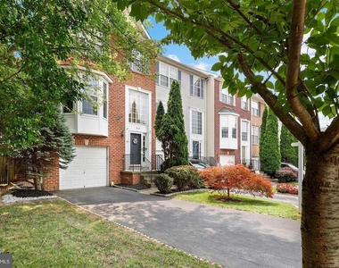 1942 Crossing Stone Court - Photo Thumbnail 1