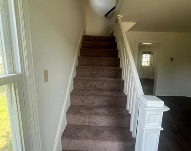 306 Dorsey Avenue - Photo Thumbnail 9