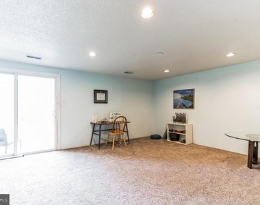 29 Teal Court - Photo Thumbnail 22