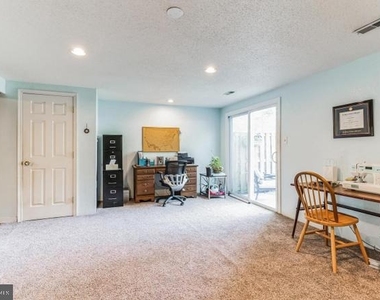29 Teal Court - Photo Thumbnail 23
