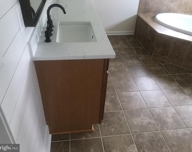 3412 Marylea Court - Photo Thumbnail 28