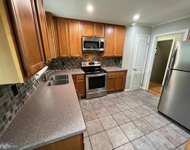 800 Severn Drive - Photo Thumbnail 6