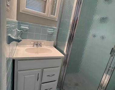 800 Severn Drive - Photo Thumbnail 16