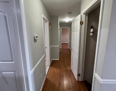 800 Severn Drive - Photo Thumbnail 9