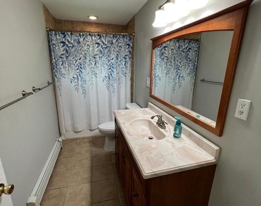 800 Severn Drive - Photo Thumbnail 10
