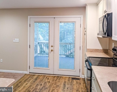 5115 Irving Street - Photo Thumbnail 11