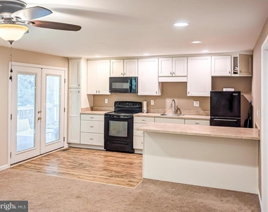 5115 Irving Street - Photo Thumbnail 3