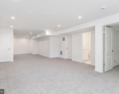 4241 Germantown Way - Photo Thumbnail 17