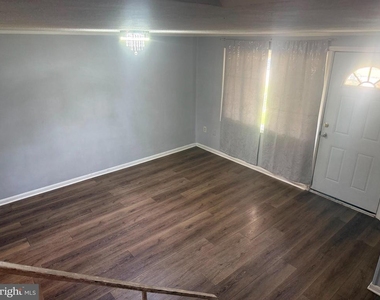2053 Larkhall Road - Photo Thumbnail 16