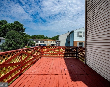 15 Burnsway Court - Photo Thumbnail 25