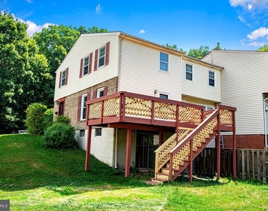 15 Burnsway Court - Photo Thumbnail 30