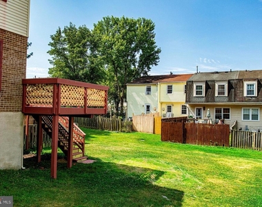 15 Burnsway Court - Photo Thumbnail 34