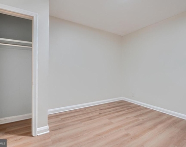2976 Cornwall Road - Photo Thumbnail 8