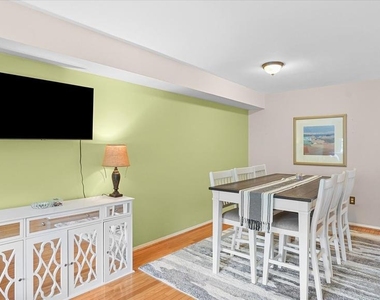 6 Drawbridge Court - Photo Thumbnail 5