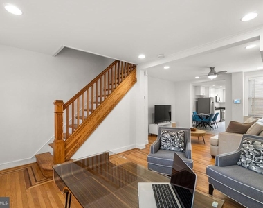 1827 Bank Street - Photo Thumbnail 4