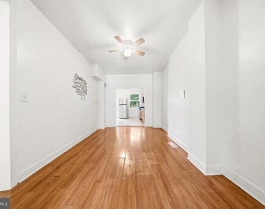 2516 W Pratt Street - Photo Thumbnail 5