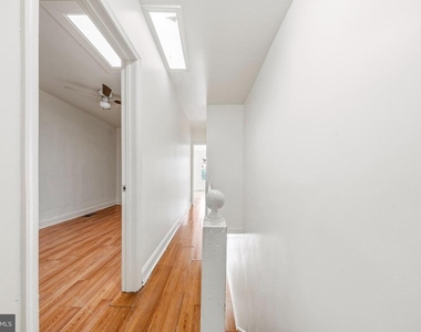 2516 W Pratt Street - Photo Thumbnail 16