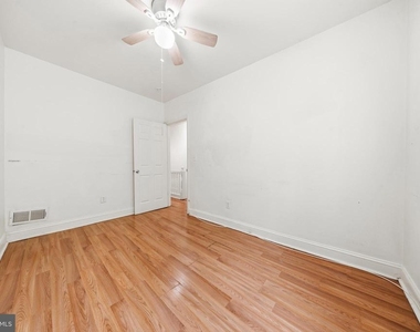 2516 W Pratt Street - Photo Thumbnail 15
