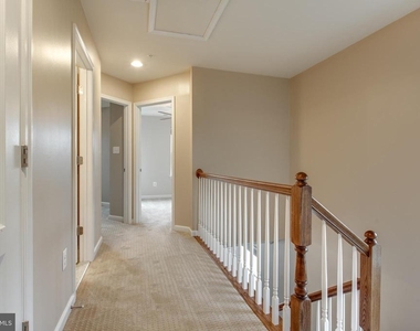 7726 Sentry Terrace - Photo Thumbnail 38
