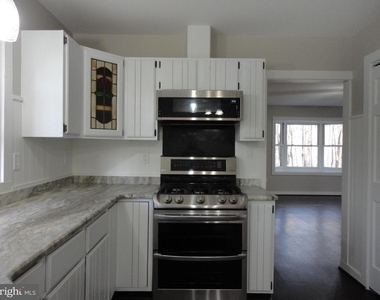 814 Rustic Lane - Photo Thumbnail 20