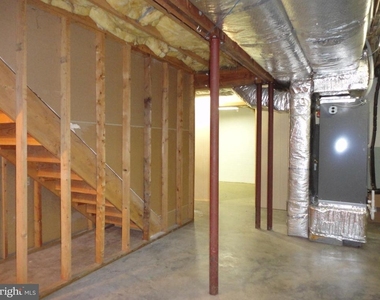 814 Rustic Lane - Photo Thumbnail 61