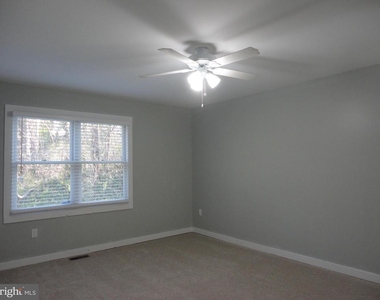 814 Rustic Lane - Photo Thumbnail 37