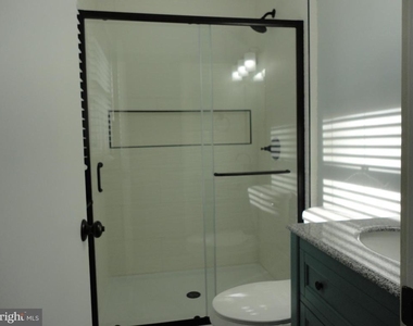 814 Rustic Lane - Photo Thumbnail 44