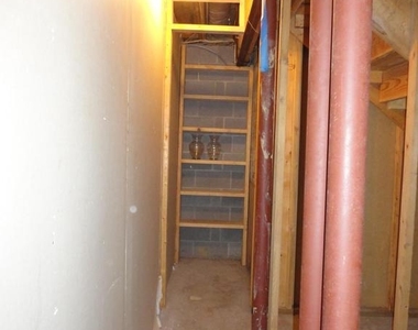 814 Rustic Lane - Photo Thumbnail 64