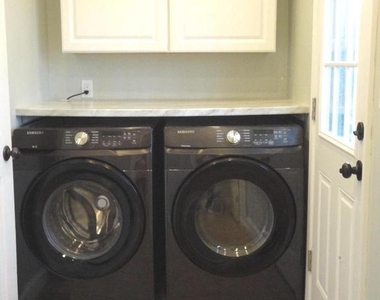 814 Rustic Lane - Photo Thumbnail 32