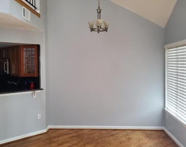 2508 Airy Hill Circle - Photo Thumbnail 6