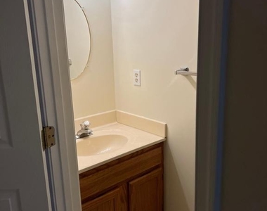 7717 Grace Avenue - Photo Thumbnail 4