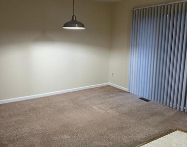 7717 Grace Avenue - Photo Thumbnail 3