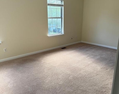 7717 Grace Avenue - Photo Thumbnail 6