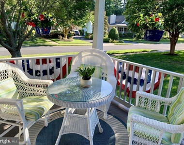 33718 Chatham Way - Photo Thumbnail 4