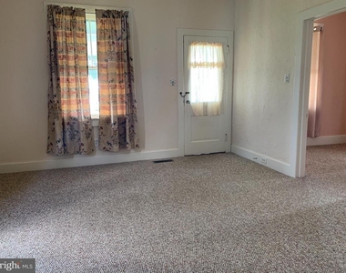 16920 N Main Street - Photo Thumbnail 13