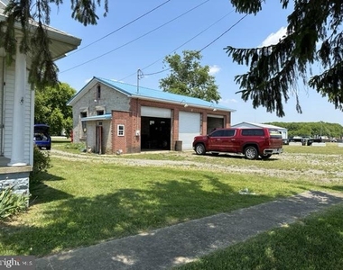 16920 N Main Street - Photo Thumbnail 17