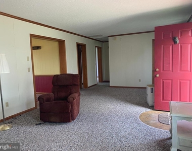 16920 N Main Street - Photo Thumbnail 5