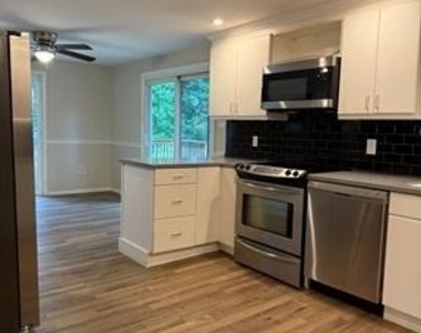2605 Naamans Road - Photo Thumbnail 9
