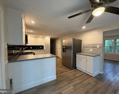2605 Naamans Road - Photo Thumbnail 8