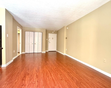 1440 N Street Nw - Photo Thumbnail 4
